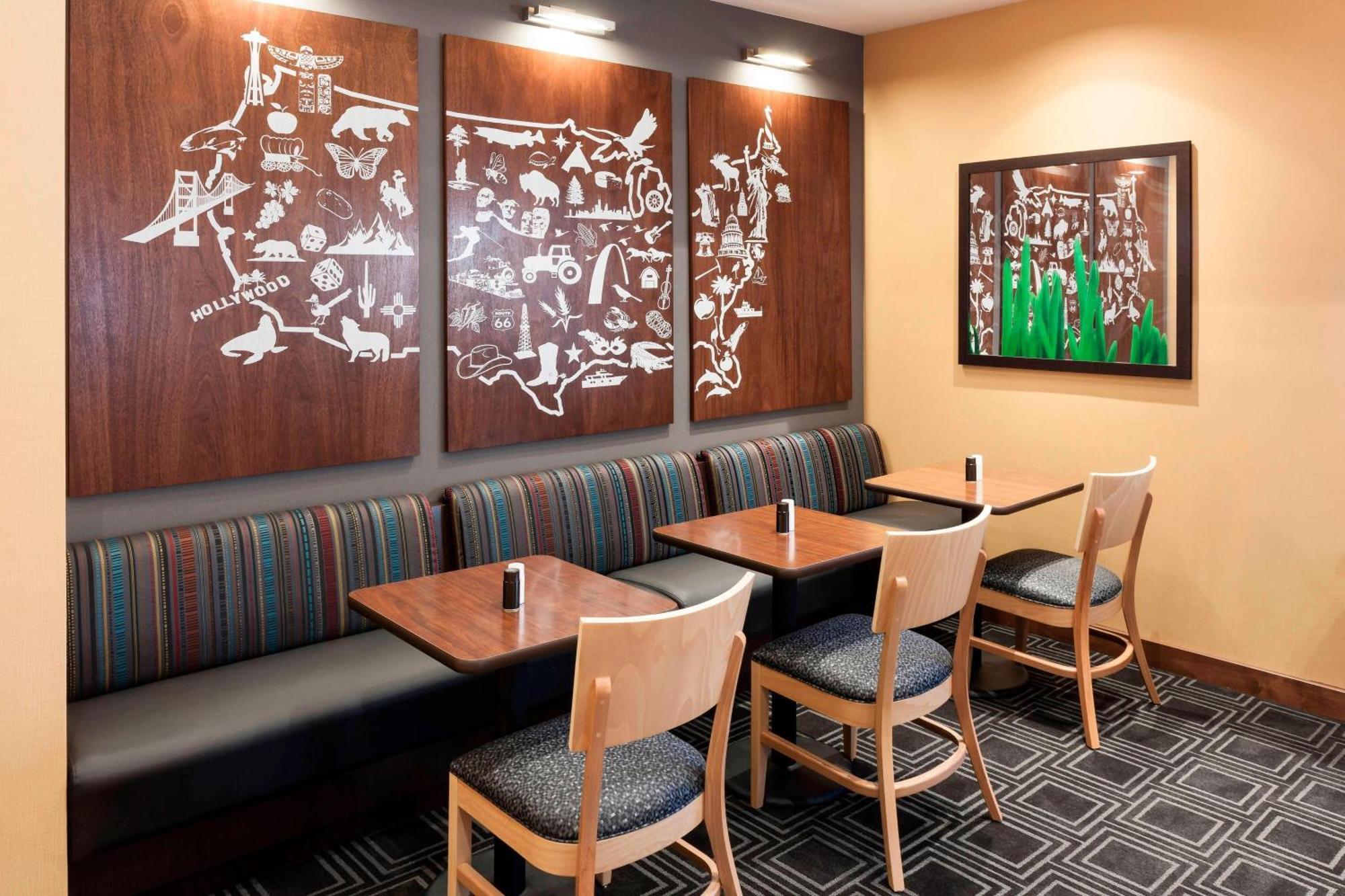 Towneplace Suites Dallas Las Colinas Ървинг Екстериор снимка