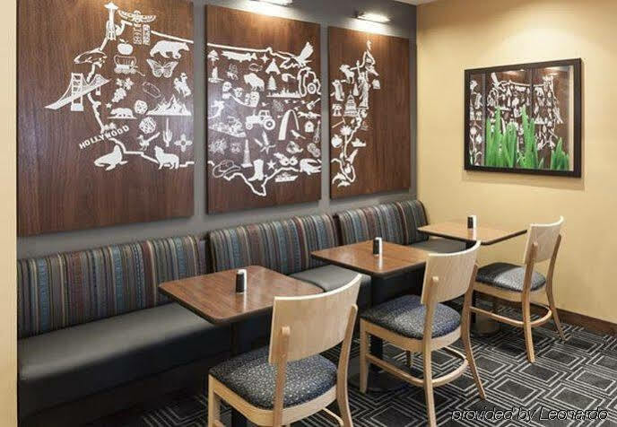 Towneplace Suites Dallas Las Colinas Ървинг Екстериор снимка